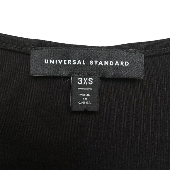 Universal Standard Women's Black V-Neck Diagonal Cut Hem T-Shirt - Sz 3XS (00-0) - Picture 6 of 9